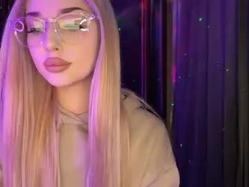 kittyypurrr from Chaturbate