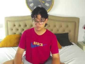 kris_graves from Chaturbate is Freechat
