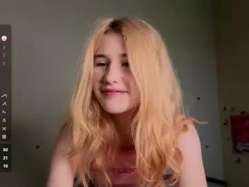kristeeens from Chaturbate is Freechat