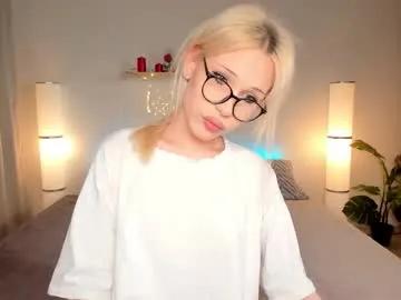 kristial_soopxxx from Chaturbate is Freechat