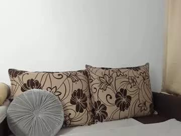 kylliecruzz777 from Chaturbate