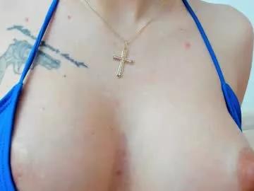 kylliecruzz777 from Chaturbate