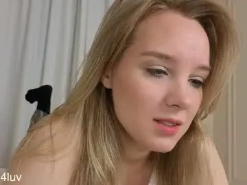 Freechat l1n4luv on Chaturbate