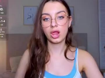 l1ttle_angel__ from Chaturbate