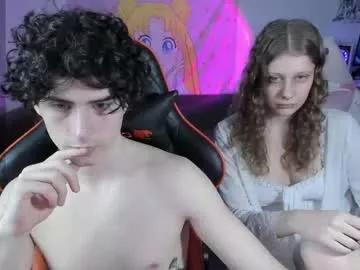 l1ttlekiki from Chaturbate