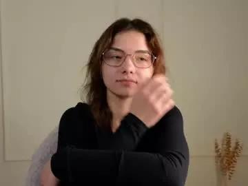 laa_ura from Chaturbate