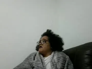 Freechat ladycinnabon on Chaturbate