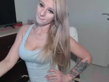 lamadrina006 from Chaturbate