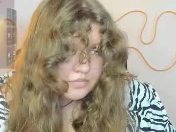 Lannybarrby from Chaturbate