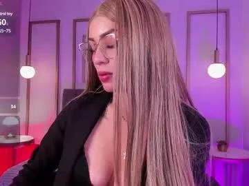 lara_bombshell from Chaturbate