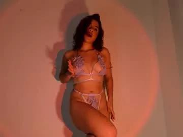 lara_nixx from Chaturbate