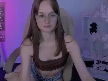 lara_vest from Chaturbate
