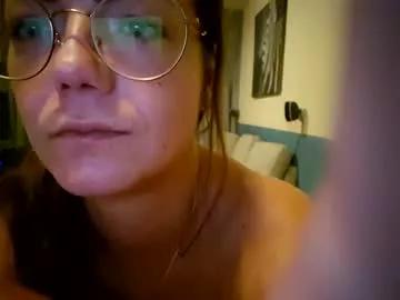Laraa333 from Chaturbate