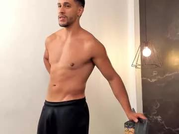 larry_jones from Chaturbate