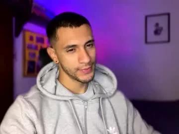 larry_jones from Chaturbate