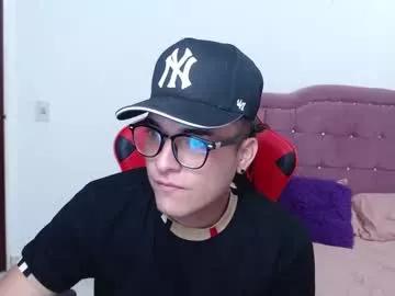 larry_madison from Chaturbate