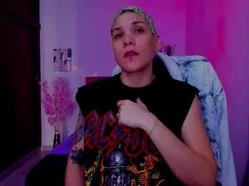 Laura_r23 from Chaturbate