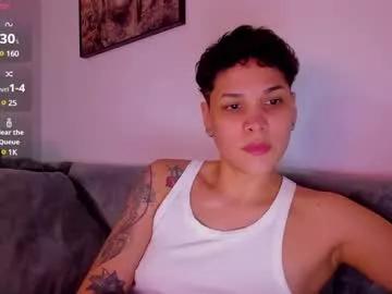 Laura_r23 from Chaturbate