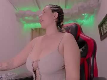 lauu_g from Chaturbate