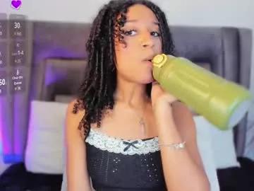 layla_clarke from Chaturbate