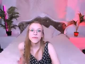 layriantavee from Chaturbate is Freechat