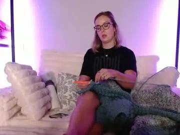 leanneluxecouple from Chaturbate is Freechat