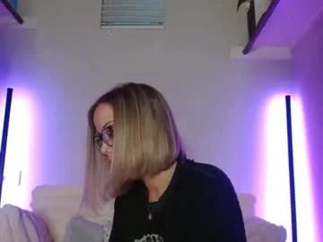 leanneluxecouple from Chaturbate is Freechat