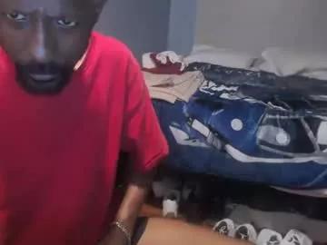 leeguy_hugedick from Chaturbate