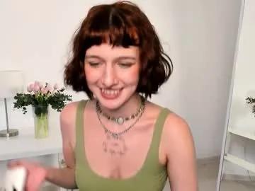 Leelooyolo from Chaturbate