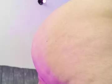 Leiablack2 from Chaturbate