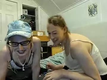 leslietheslut from Chaturbate