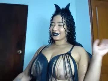 leslycarsson from Chaturbate