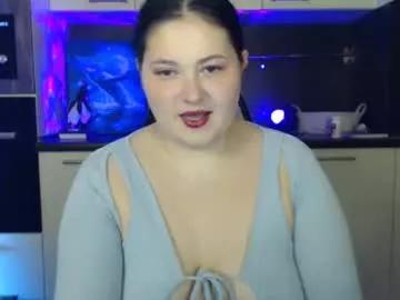 lesssi_ from Chaturbate