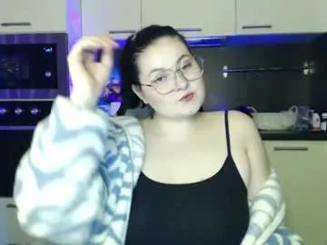 lesssi_ from Chaturbate
