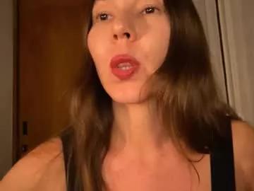 lessya_magic from Chaturbate
