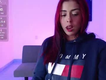 lexxaroux from Chaturbate