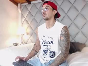 Liam_espinoza from Chaturbate
