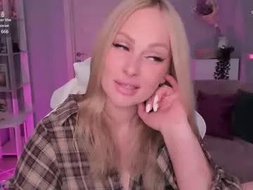 libby_nora from Chaturbate