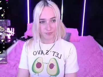 lilielfie from Chaturbate