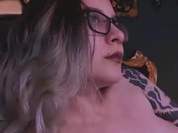 lilithmystic01 from Chaturbate
