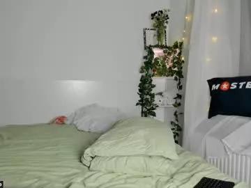 lilkimhugoash from Chaturbate