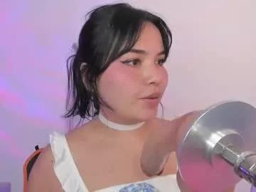 lilly_kinky from Chaturbate