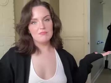 lillyadams222 from Chaturbate
