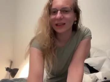 lillybambus from Chaturbate