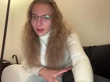 Lillybambus from Chaturbate