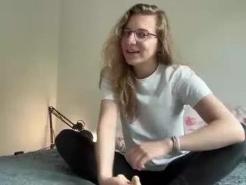 lillybambus from Chaturbate