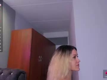 lillymaxwell from Chaturbate