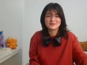 lillywest19 from Chaturbate