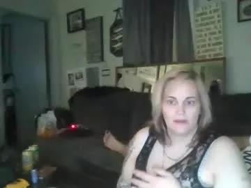 lilmamadaddychaddy from Chaturbate