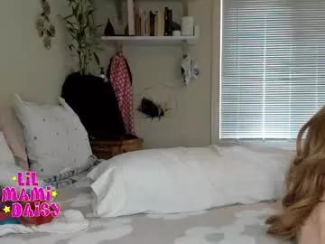 lilmamidaisy from Chaturbate